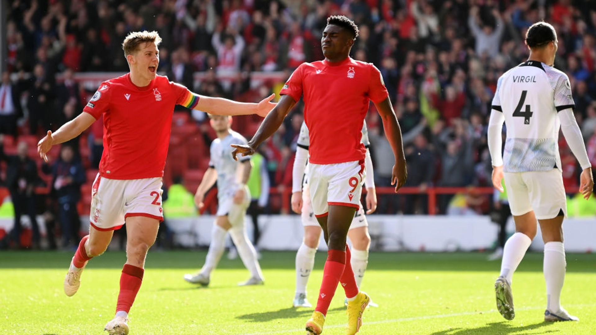 德面臨着極 德面臨着極